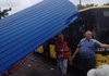 У Києві автобус в'їхав у зупинку з людьми