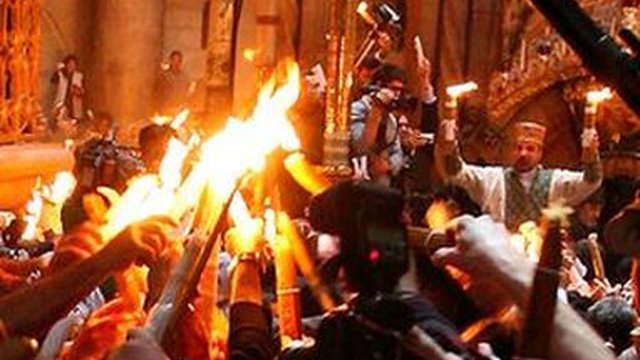 Plane brings Holy Fire from Bethlehem to Kyiv