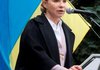 Людям, які блокують облСБУ у Луганську, Тимошенко передала проект протоколу про взаєморозуміння