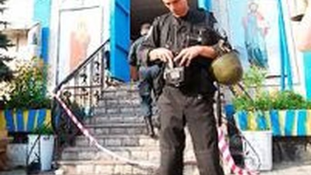 Девять человек пострадали в результате взрыва в церкви в Запорожье – милиция