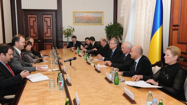 Azarov: Inflation in Ukraine in October not to exceed 0.4-0.5%