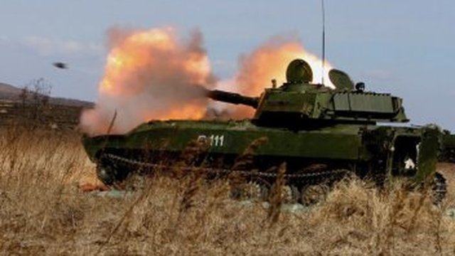 Residential areas of Ukraine's Avdiyivka and Maryinka attacked by enemy tanks, infantry fighting vehicles