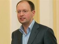 Яценюк: необходимо готовится к полному ограничению двухсторонней торговли с Россией