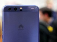 США перевірять чипи, встановлені в нових смартфонах Huawei
