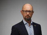 Яценюк поручил профильным ведомствам подготовиться к запросам ГСЧС на поставку продовольствия