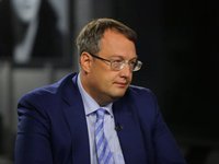 А.Геращенко не волнуется из-за открытого НАБУ в отношении него производства, поскольку "чист перед законом"