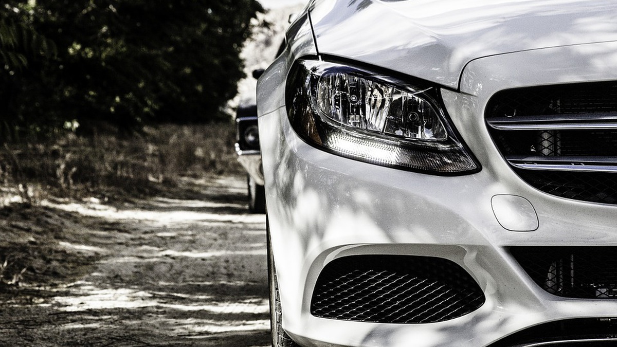 Власники дорогих автівок за 2міс. збільшили обсяги сплати транспортного податку на 16,5% - ДПС