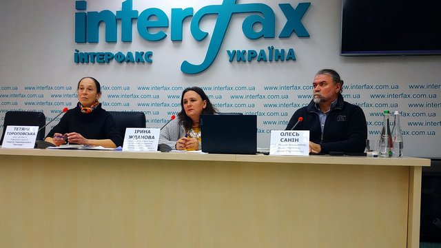 Як розпізнати фейки, протидіяти пропаганді і "вижити" у гібридній війні –  в Україні започатковано ініціативу "Майдан. Гідність"