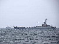 Четыре вражеских ракетоносителя находится в Черном море и один в Средиземном