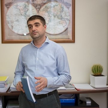 Юрий Таций