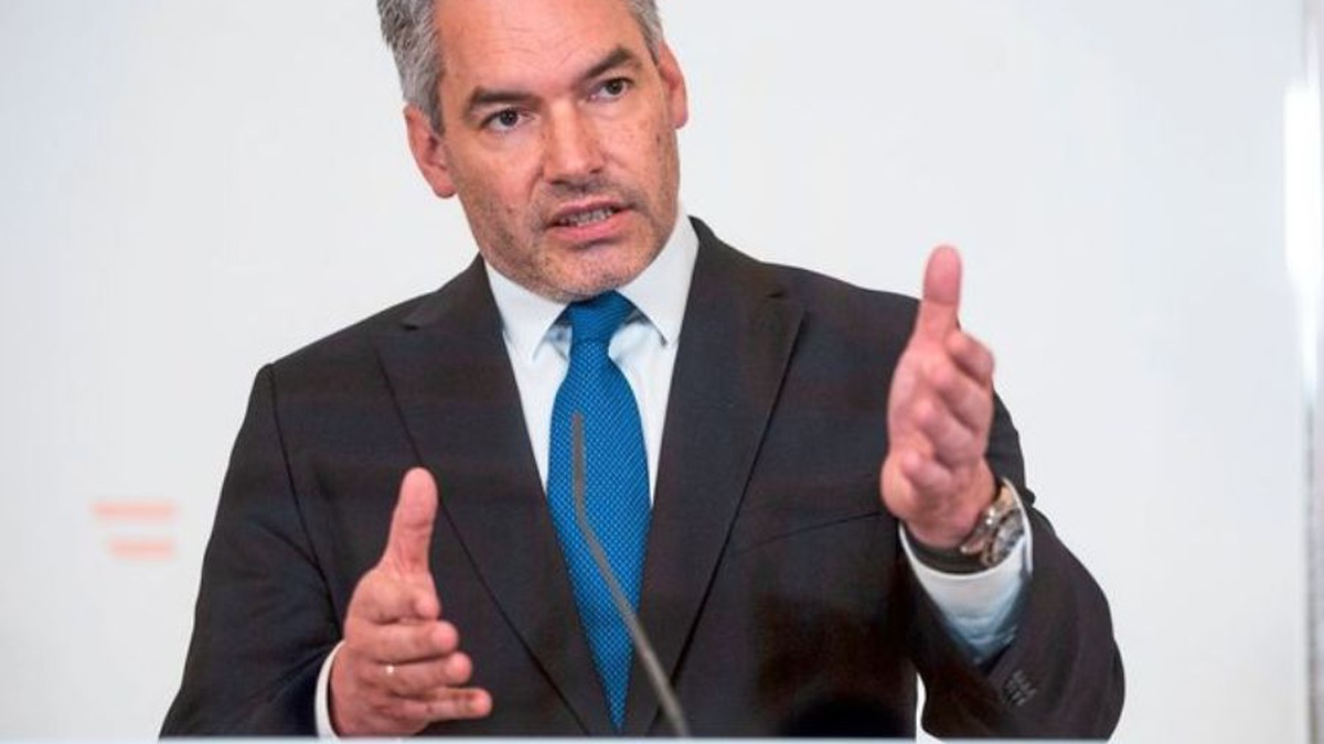 Віцепрезидент ЄІБ Карл Негаммер відвідує Україну для посилення зусиль із відновлення та розвитку