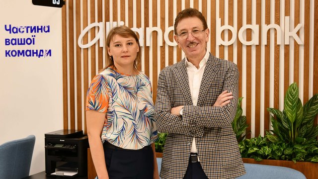 Альянс Банк до кінця 2022 року відкриє 4 нових відділення на західній Україні – Юлія Фролова