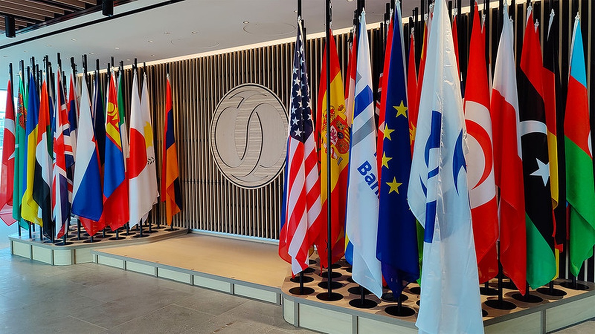 EBRD provides guarantee for Ukrsibbank loan to develop EVA logistics hubs