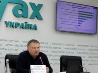 Половина українців, які виїхали після початку вторгнення РФ, вирішила не повертатися до України з причин безпеки - опитування