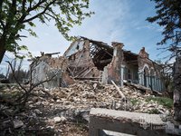 Голова Донецької ОВА Кириленко опублікував фото зруйнованої залізничної станції "Святогірськ"