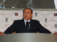 Експрем'єр Італії Берлусконі помер у лікарні в Мілані - ЗМІ