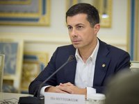 Міністр транспорту США оголосив про призначення радника з інфраструктури, який перебуватиме в Києві