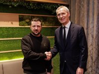 Столтенберг - Зеленському в Давосі: Україна ближче до НАТО, ніж будь-коли