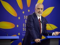 Україна заслуговує на підтримку, щоб чинити опір РФ і бути впевненою, що післявоєнний мир буде справедливим - прем'єр Албанії