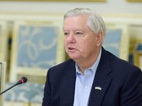 Сенатор США Грэм надеется, что 2024-й стане годом качественного преимущества украинских сил и указал на важность принятия закона о мобилизации