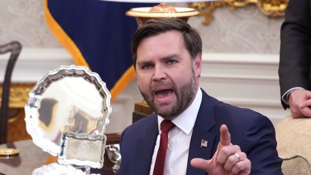 Вэнс не делает прогнозов в российско-украинской войне и заявляет о продуктивных отношениях с обеими сторонами