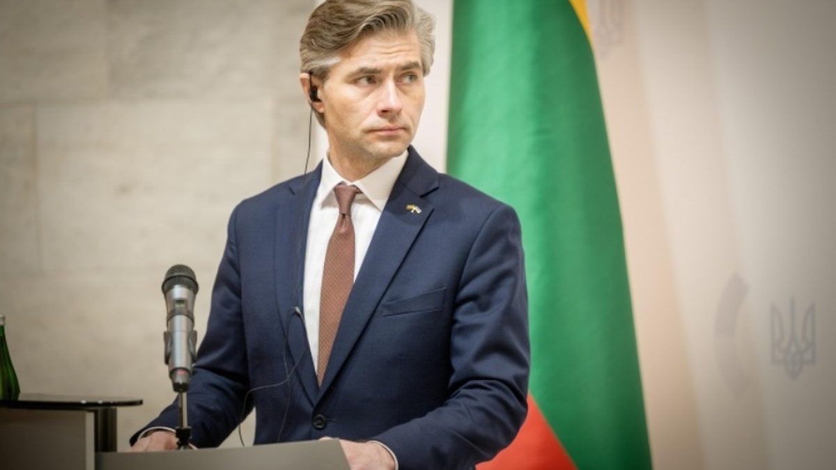 Lithuanian FMcalls for complete isolation of Russia in response to ballistic missile attack on gas storage facility in Lviv region