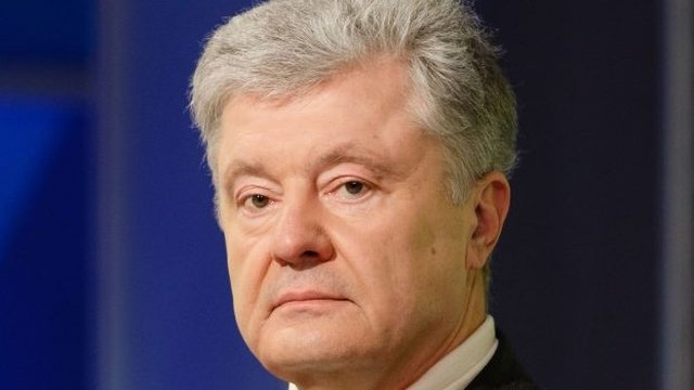Порошенко раскритиковал программу действий правительства