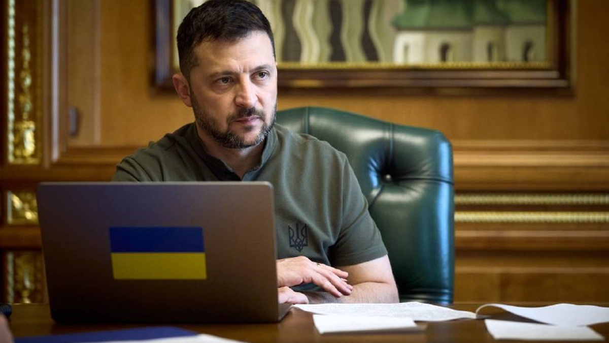Erdogan, Zelenskyy discuss possible holding of Ukraine-Russia summit in Istanbul