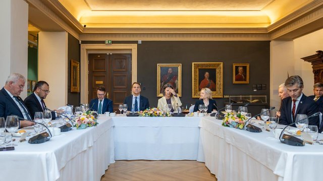 Пленарні переговори глав МЗС Люблінського трикутника проходять у Польщі