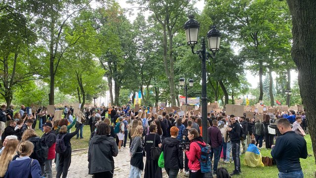 У Києві проходить акція на підтримку відновлення незалежності НАБУ та САП