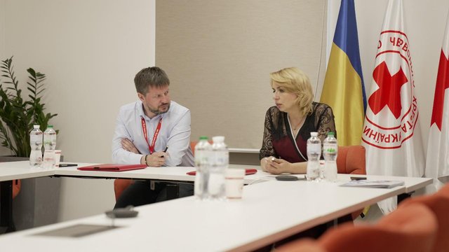 УЧХ підписав меморандум про співпрацю з Вищою школою публічного управління