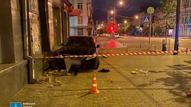 Постраждала від наїзду працівника прокуратури померла – генпрокурор