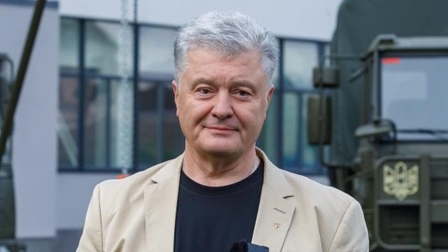 Порошенко привітав перемогу ПриватБанку над Коломойським у суді в Лондоні та подякував ексголові НБУ Гонтарєвій