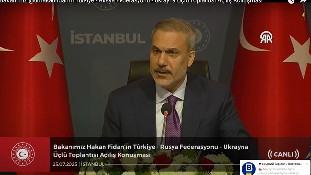 Глава МЗС Туреччини: Сподіваємося, що Україна та РФ проведуть предметні консультації щодо обміняних меморандумів, кінцева мета - припинення вогню