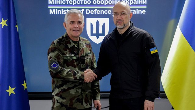 Шмигаль обговорив з головою Військового комітету ЄС розширення тренувальної місії EUMAM
