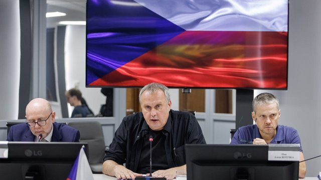 Чехія готує нові пакети військової допомоги - Шмигаль