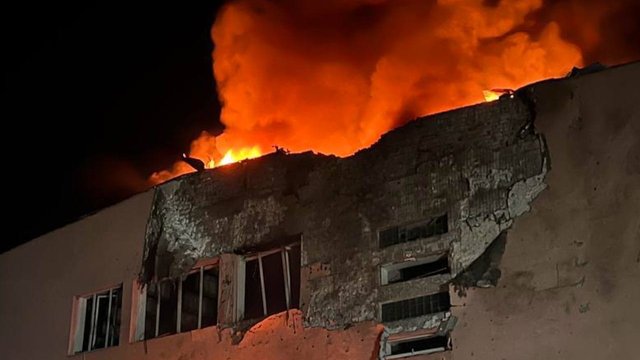 Ночью армия РФ атаковала дронами Сумскую область, один пострадавший, много повреждений