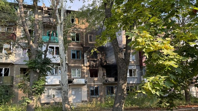 Окупанти обстріляли Костянтинівку дронами та авіабомбами, є численні руйнування - влада