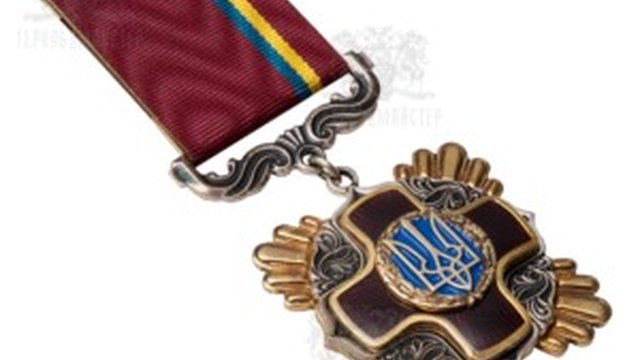 Зеленський нагородив Кіта Келлога орденом "За заслуги" І ступеня, Марка Бернса - орденом "За заслуги" ІІІ ступеня