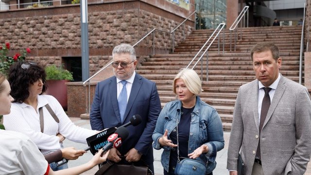 Адвокаты Порошенко указывают на параллели фабулы экспертизы ГБР в отношении их подзащитного с российской пропагандой