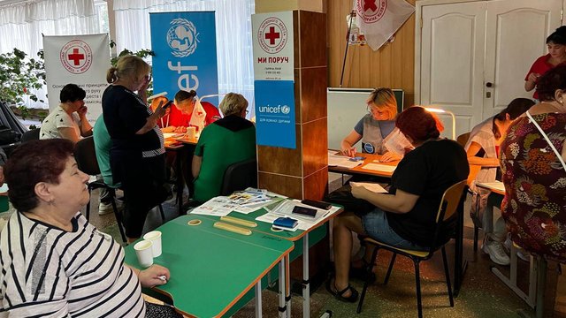 УЧХ надасть грошову допомогу зареєстрованим евакуйованим у Лозівському ТЦ