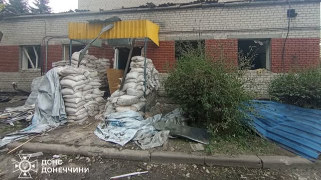 Оккупанты повредили пожарно-спасательную часть в Доброполье Донецкой области, никто не пострадал - ГСЧС