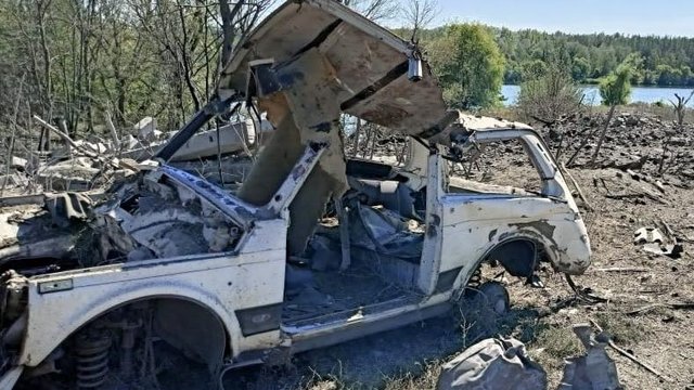 Оккупанты обстреляли гражданское авто в Купянске, ранен мирный житель - райадминистрация