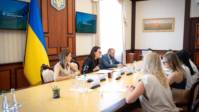Кабмін оновив порядок надання допомоги захисникам, які повернулися з полону - Свириденко