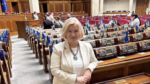 В "Євросолідарності" назвали перемогою рішення частково скасувати заборону на виїзд за кордон жінкам-депутаткам місцевих рад