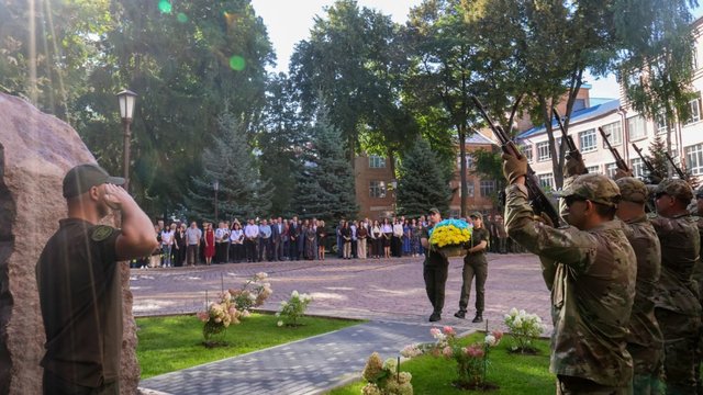 У Києві відкрили меморіал пам’яті загиблим на війні співробітникам ДКВС