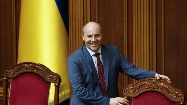 Порошенко назвал убийство Парубия выстрелом в сердце Украины