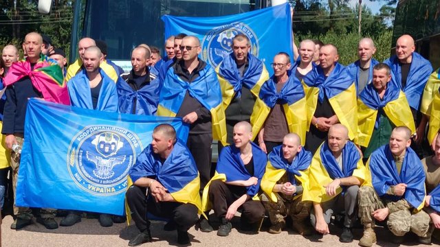 В Україну з російського полону повернулись 84 військових і цивільних