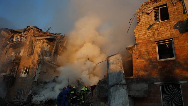 У Києві відомо про чотирьох загиблих, серед них 2 дітей, залучено авіацію для гасіння пожеж - Клименко