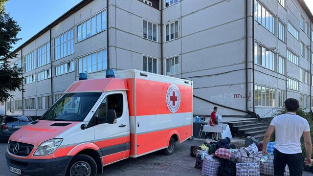 УКК помогает эвакуированным из Донетчины